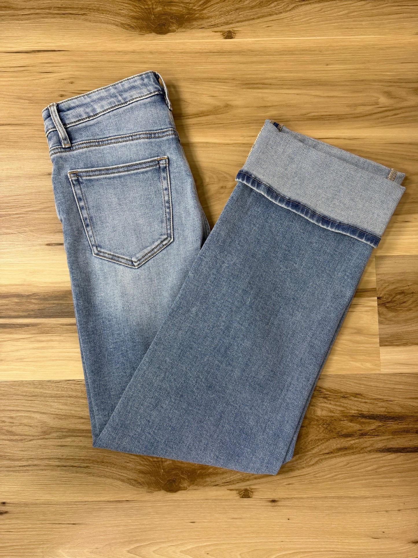 THE AMITY STRAIGHT CUFFED JEAN