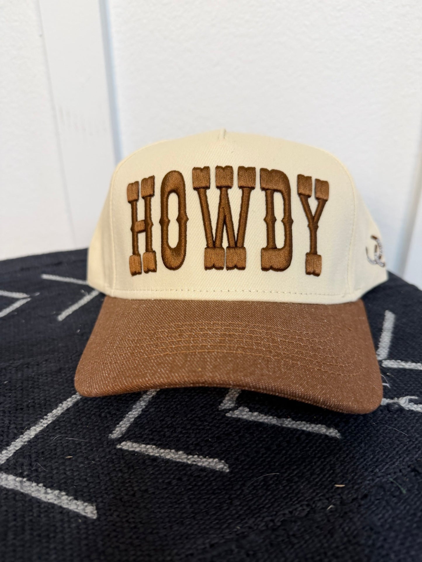 THE HOWDY HAT