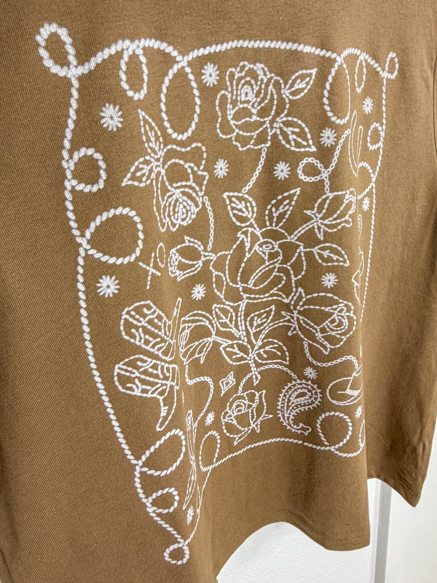 THE CHAIN STITCH TEE